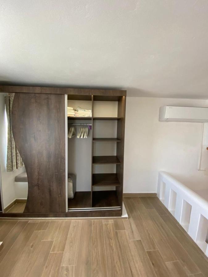 Alamana'S House - Ideal For Couples Ano Mera Exterior foto